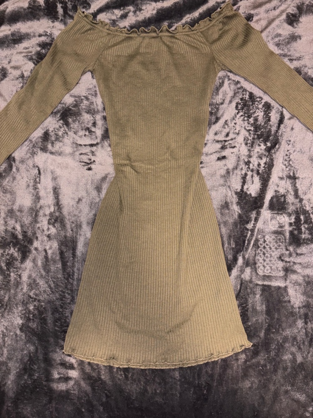 Vero Moda Olive Green Off-Shoulder Ribbed Long-Sleeve Dress